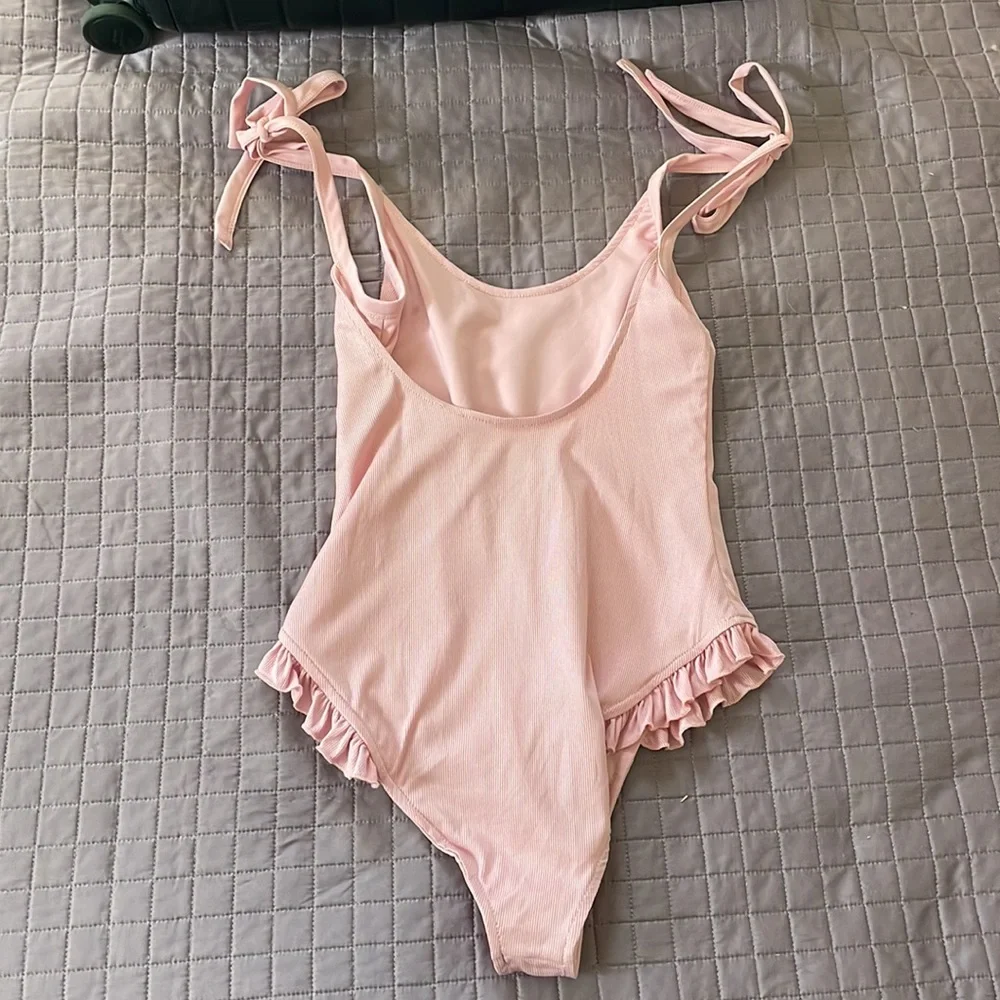 Tularosa Daisy One Piece Swimsuit - Picture 3 of 3